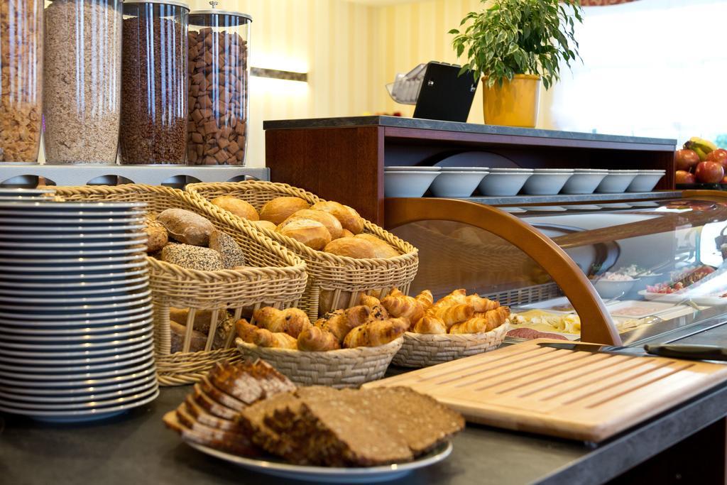 Hotel Fuer Dich Waren  Eksteriør bilde