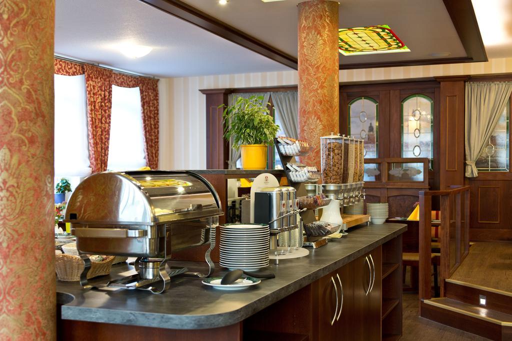 Hotel Fuer Dich Waren  Eksteriør bilde